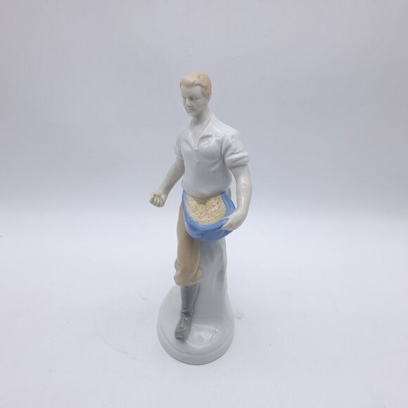 Carl Scheidig Porcelain Statue - Picture 6 of 11